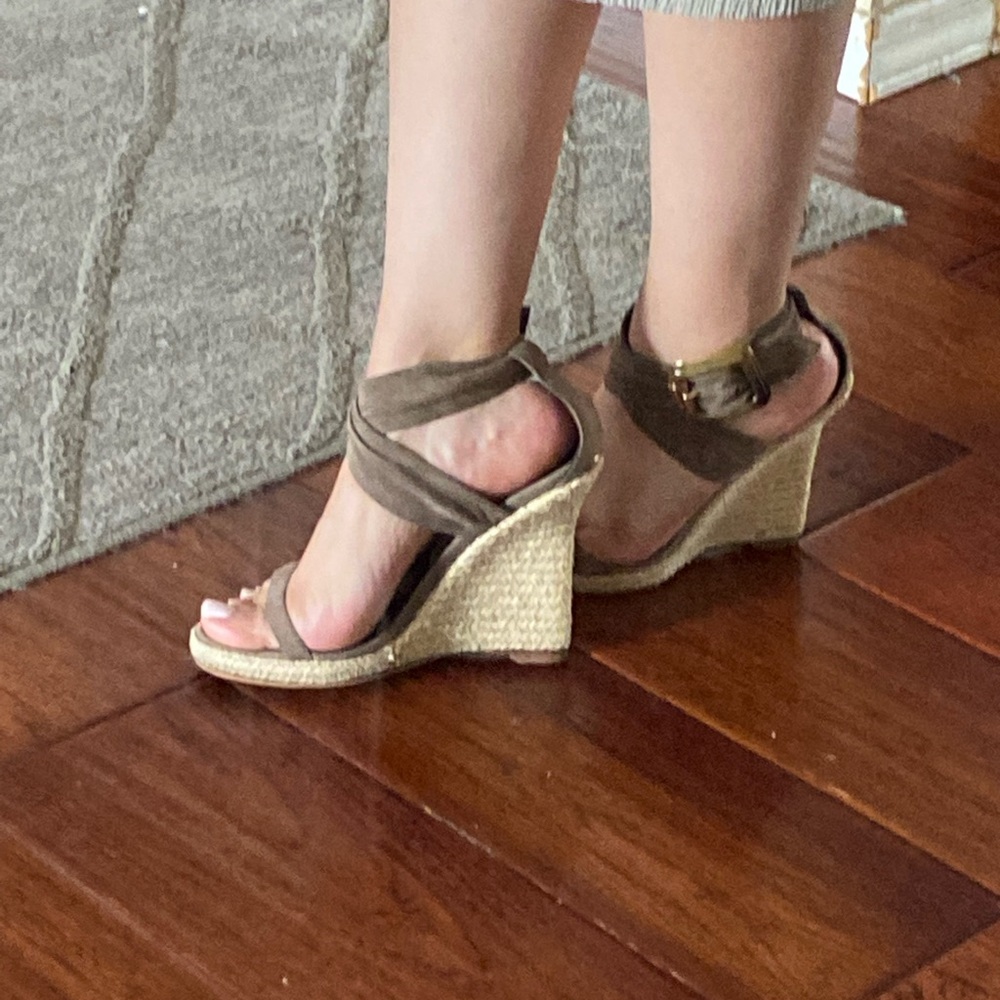 Burberry Catsbrook Brown Suede Espadrille Wedge 38 1/2 - Picture 15 of 17